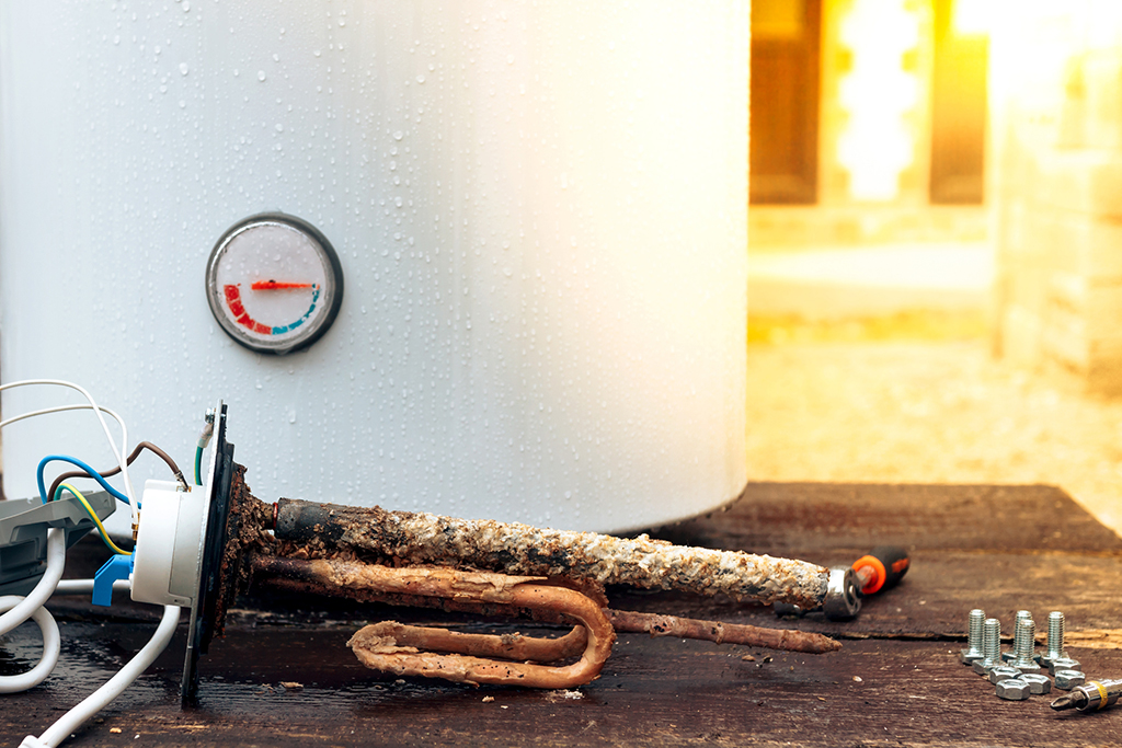 When to Call for a Water Heater Repair Service | San Antonio, TX