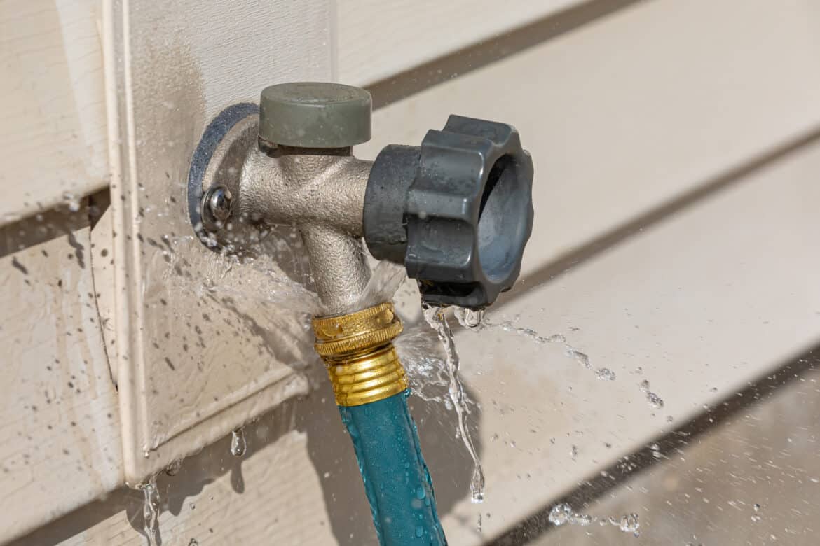 Outdoor Faucet Problems That Waste Water
